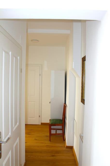Paraderma Apartment Im Zentrum Baden Bei Wien Kültér fotó
