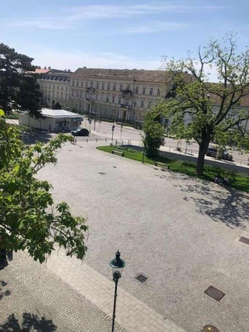 Paraderma Apartment Im Zentrum Baden Bei Wien Kültér fotó